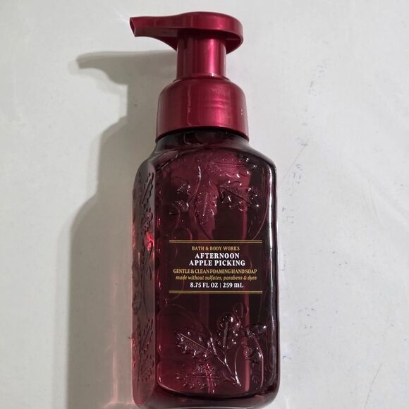 Bath & Body Works Fall Afternoon Apple Picking Gentle Foaming Hand Soap 8oz NEW - Picture 1 of 1